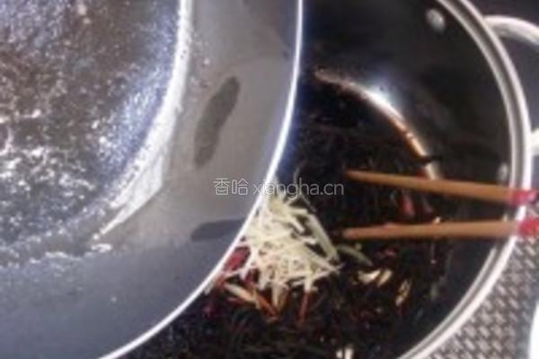 凉拌核桃花的做法图解9