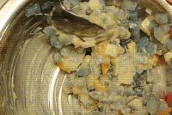 烤箱料理_小茴香蝦仁筍盅的做法图解2