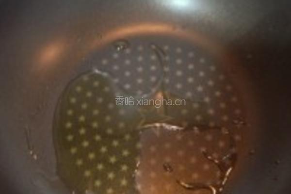 酒烹虾配龙利鱼黄油杂菜土豆泥的做法图解4