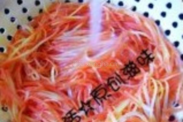 椒油炝拌小人参的做法图解3