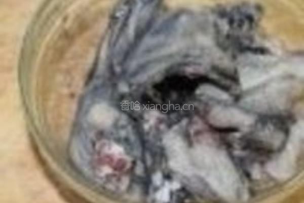椰子牛奶竹丝鸡汤的做法图解3