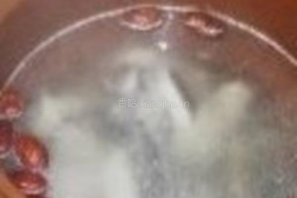 椰子牛奶竹丝鸡汤的做法图解8