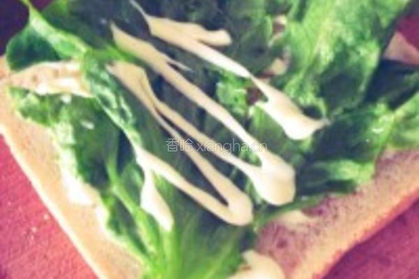 酥软足料火腿三明治的做法图解2