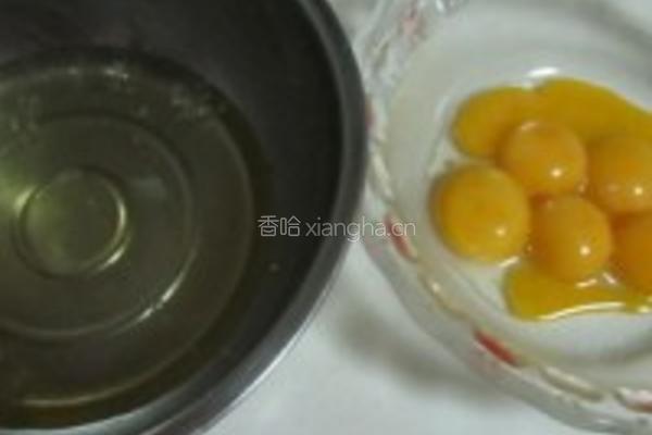 榴莲戚风蛋糕的做法图解3