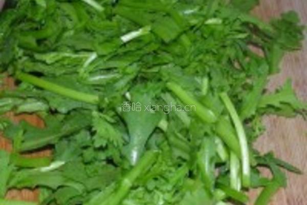 葡萄醋茼蒿沙拉的做法图解4