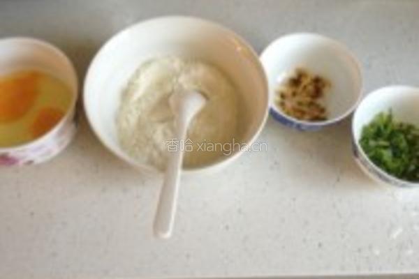 虾米葱油饼的做法图解1