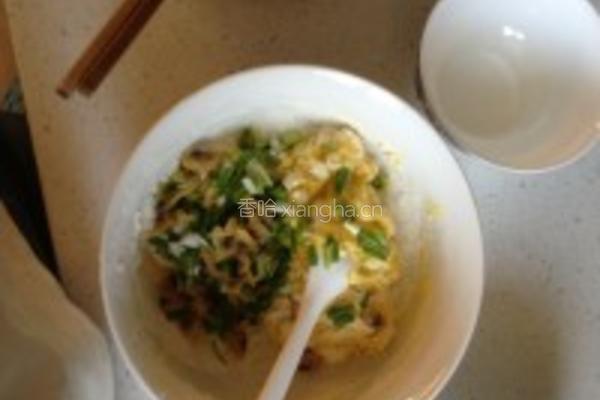 虾米葱油饼的做法图解2