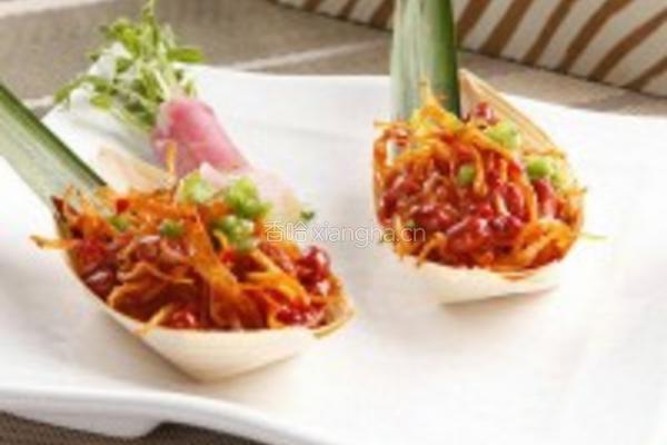 银鱼花生米的做法图解3