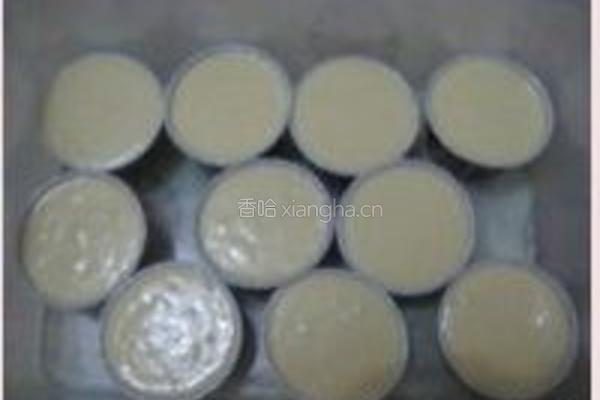 蛋奶榴莲冰激淋的做法图解4