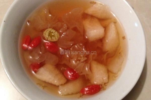 桂菊罗汉银耳甜汤