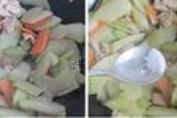 佛手瓜炒胡萝卜的做法图解5