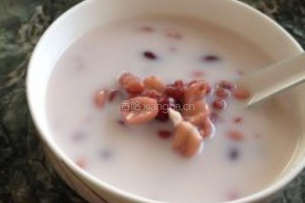 花生红豆薏米甜汤的做法图解1