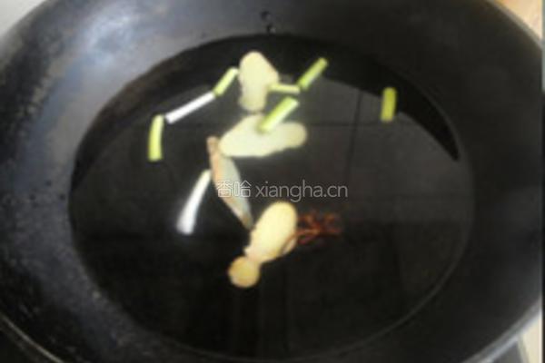 咸蛋黄焗北极虾的做法图解3