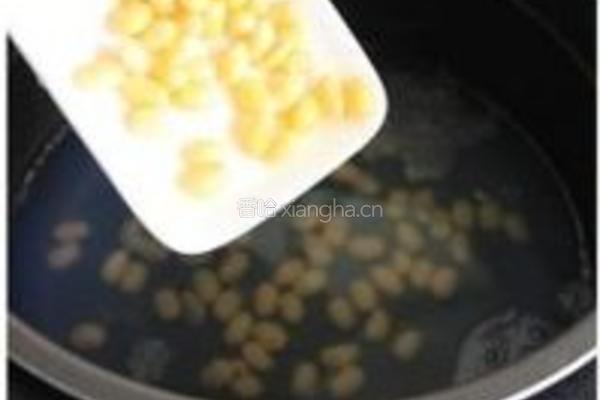 黄豆鼠瓜蛤蜊汤的做法图解2