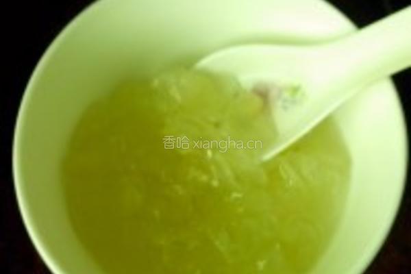 玫瑰皂角米果冻的做法图解1