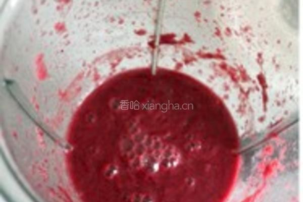 荔枝杨梅慕斯蛋糕的做法图解4