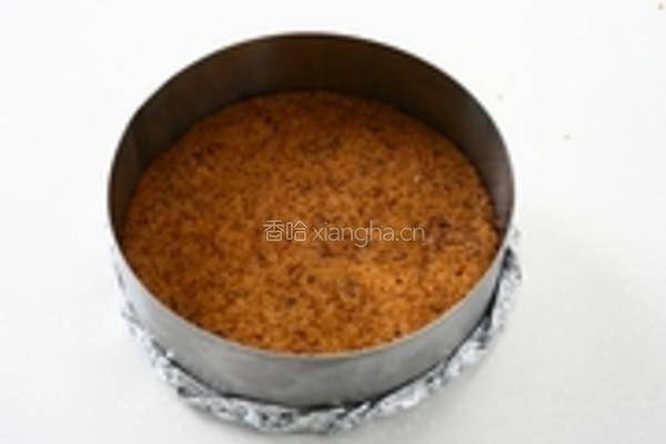 百香果慕斯蛋糕的做法图解1