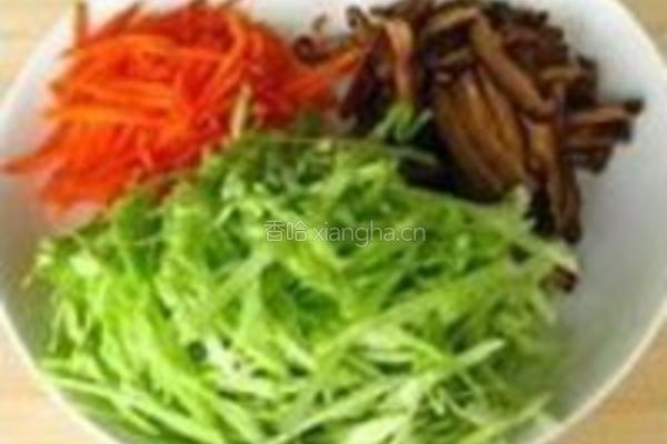 猪油什蔬炒饭的做法图解1
