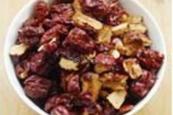 蜂蜜桂圆大枣茶的做法图解1