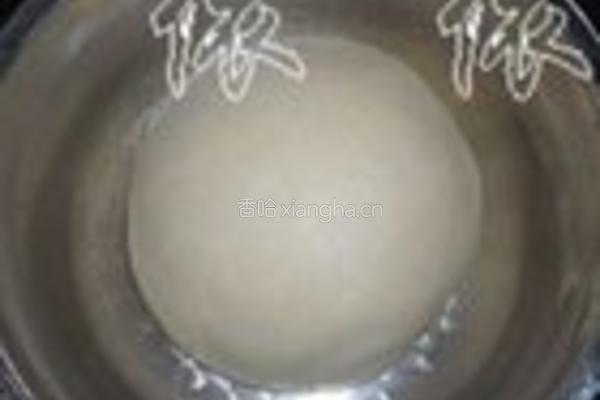 红豆沙面包的做法图解2