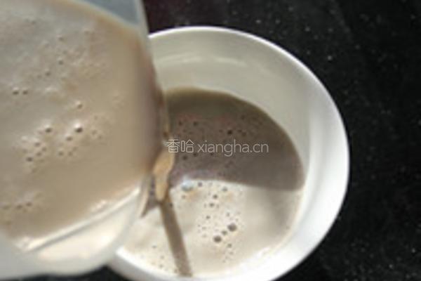 黑豆浆&黑豆培根饼的做法图解3