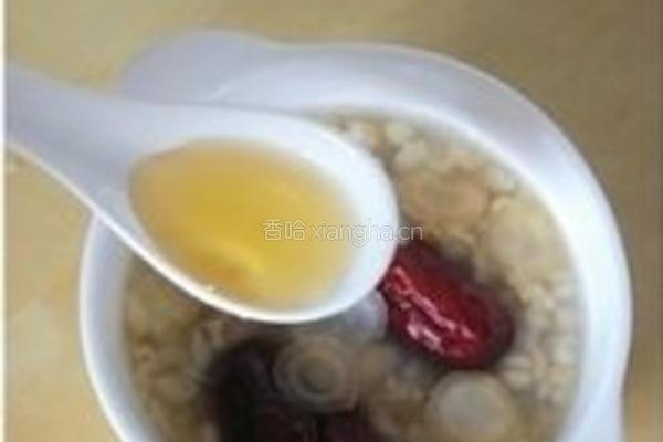 秋日美白养颜汤的做法图解4