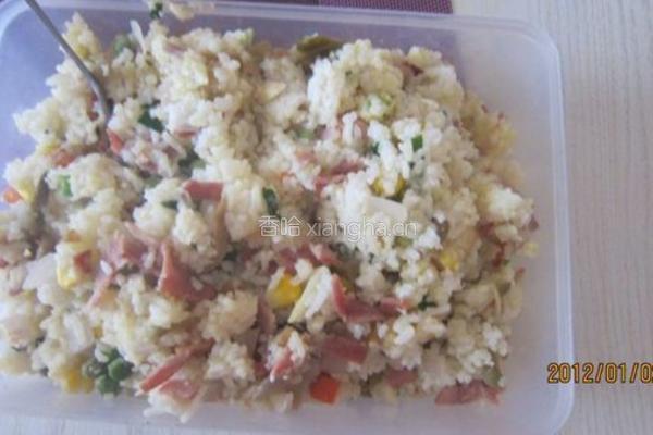 培根榨菜蛋炒饭