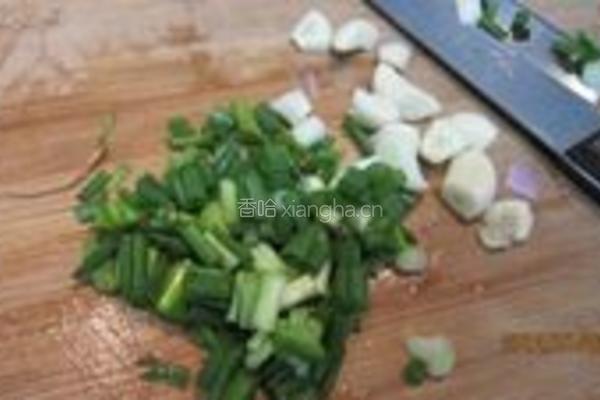 培根榨菜蛋炒饭的做法图解3