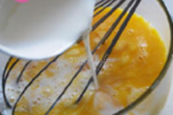 蔓越莓蓝莓酱吐司布丁的做法图解3