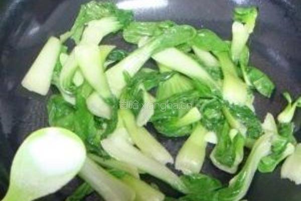 香菇炒油菜的做法图解2