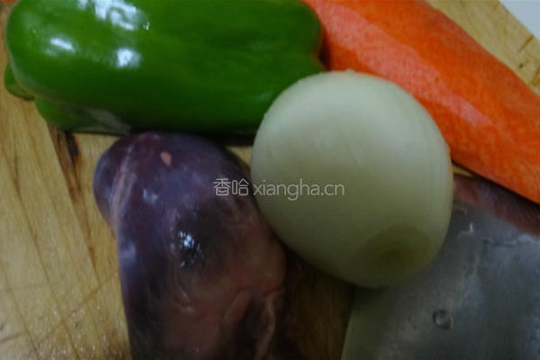 炒猪心的做法图解1