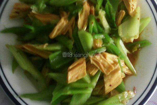 芹菜炒腐竹