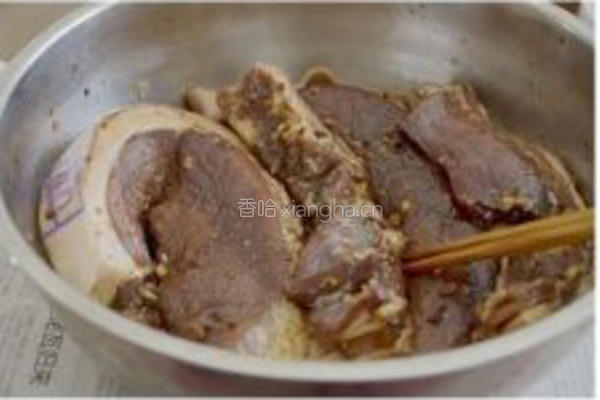 烟熏腊肉的做法图解3