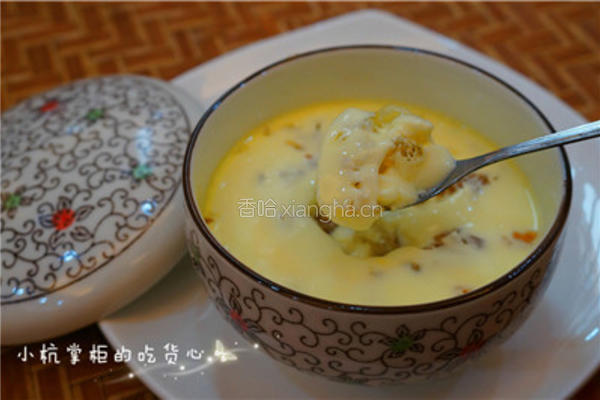 桃胶雪莲子牛奶炖蛋的做法图解10