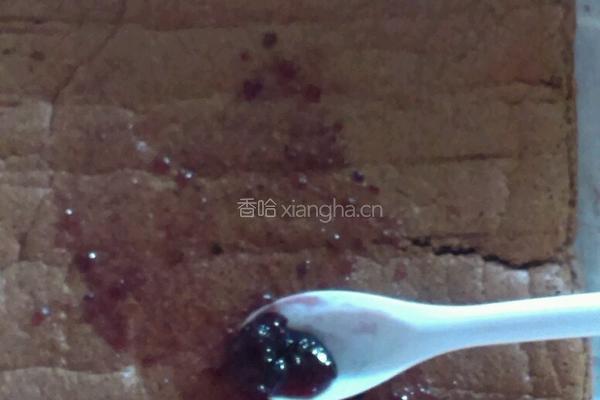 巧克力奶油蛋糕卷的做法图解10