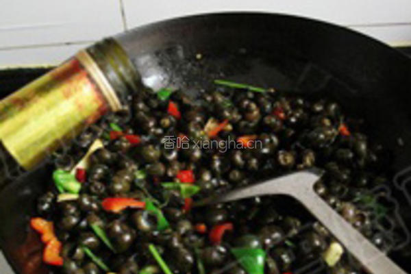 紫苏炒青螺的做法图解11