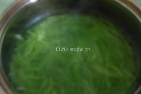 凉拌莴笋的做法图解4