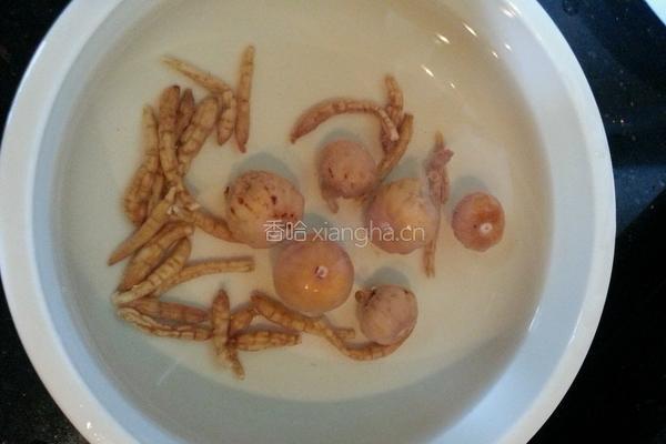 太子参无花果瘦肉汤的做法图解2