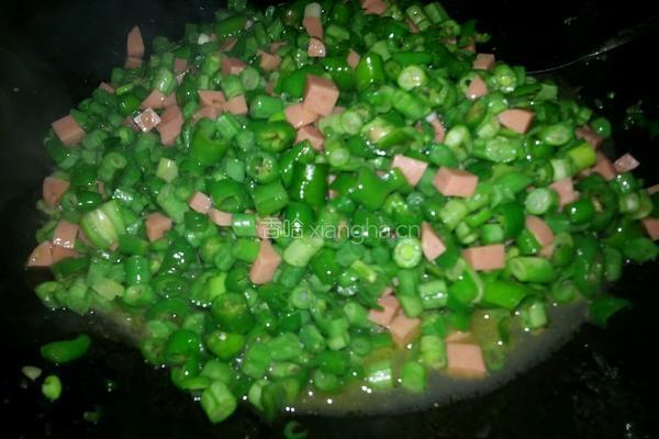 线椒炒豇豆的做法图解4