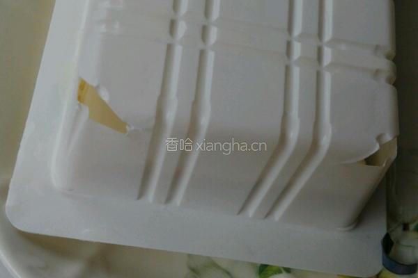 肉末鸡蛋糕的做法图解1
