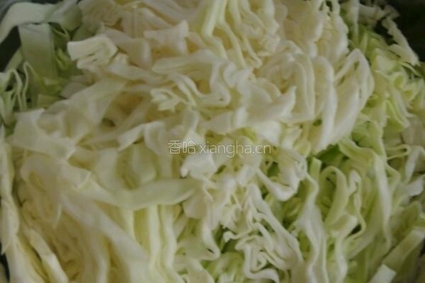 西红柿炒圆白菜的做法图解2