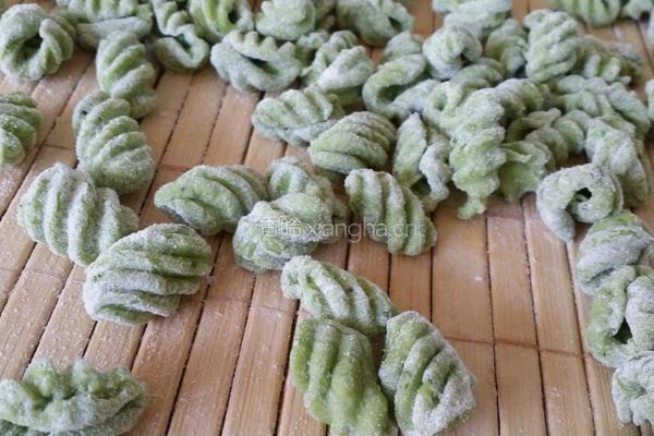 彩色蔬菜面的做法图解5