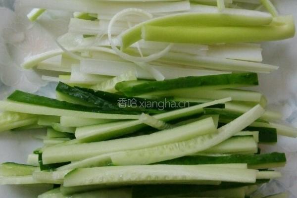 秘制京酱肉丝的做法图解3