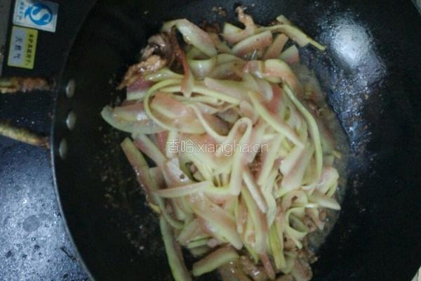 瓜皮青椒肉丝的做法图解6