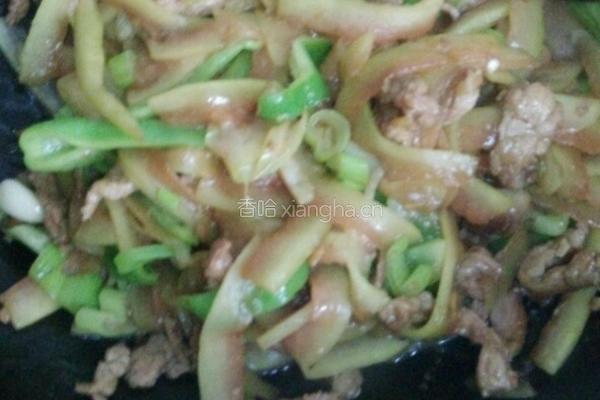 瓜皮青椒肉丝的做法图解8