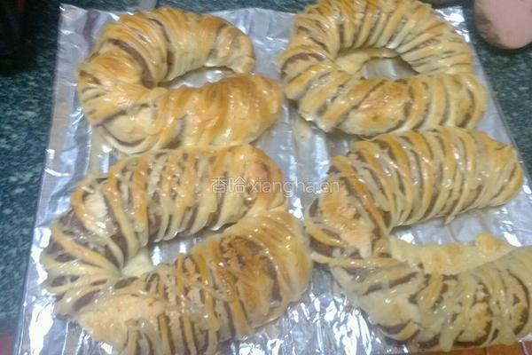 豆沙卷面包的做法图解8