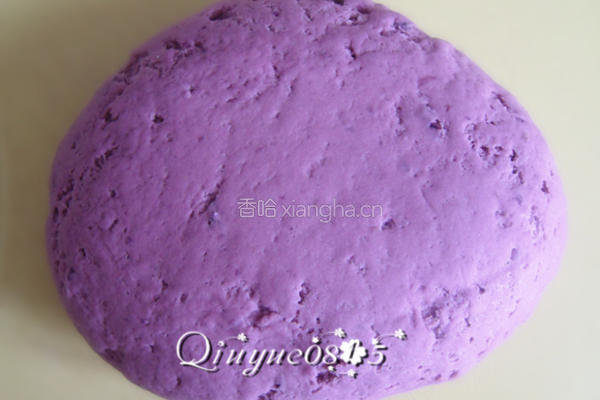 紫薯玫瑰花卷的做法图解3