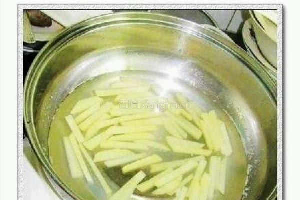 炸薯条的做法图解4