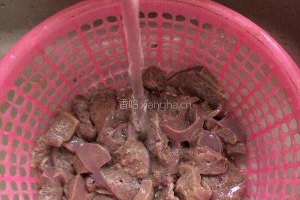 酸汤猪肝的做法图解4