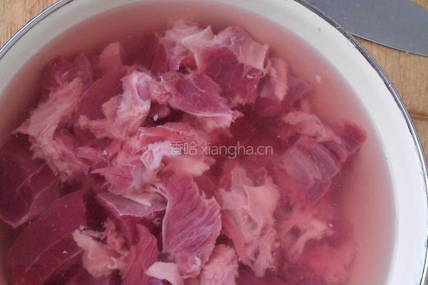正宗牛肉面的做法图解2